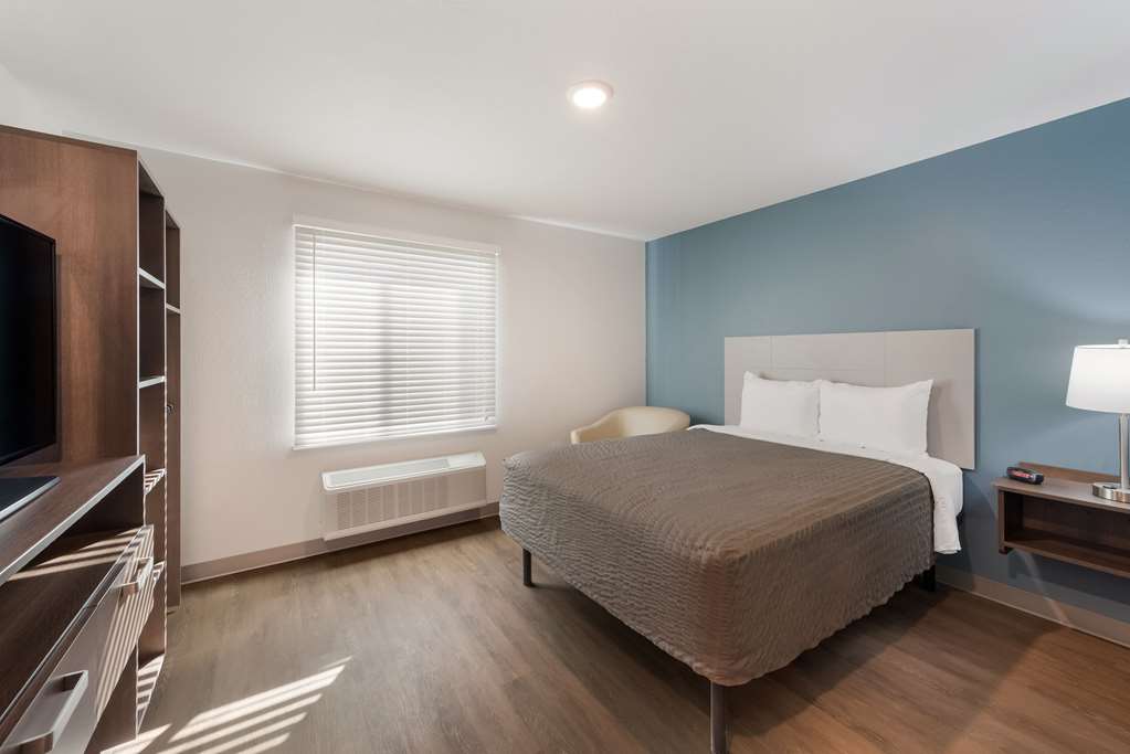 Woodspring Suites Dayton North - photo 20