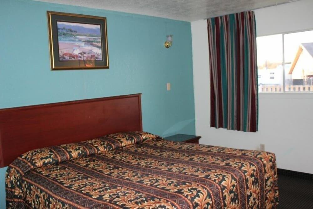 Sportsman Motel - photo 2