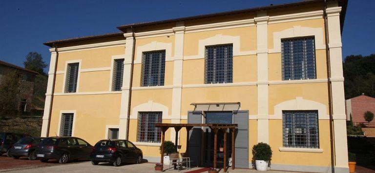 Hotel Antica Tabaccaia — 4-Star Luxury Hotel in Terranuova Bracciolini, Italy