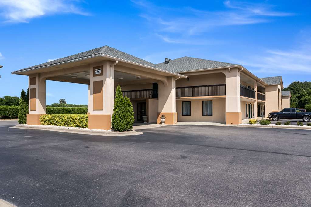 Quality Inn Battleboro - photo 3