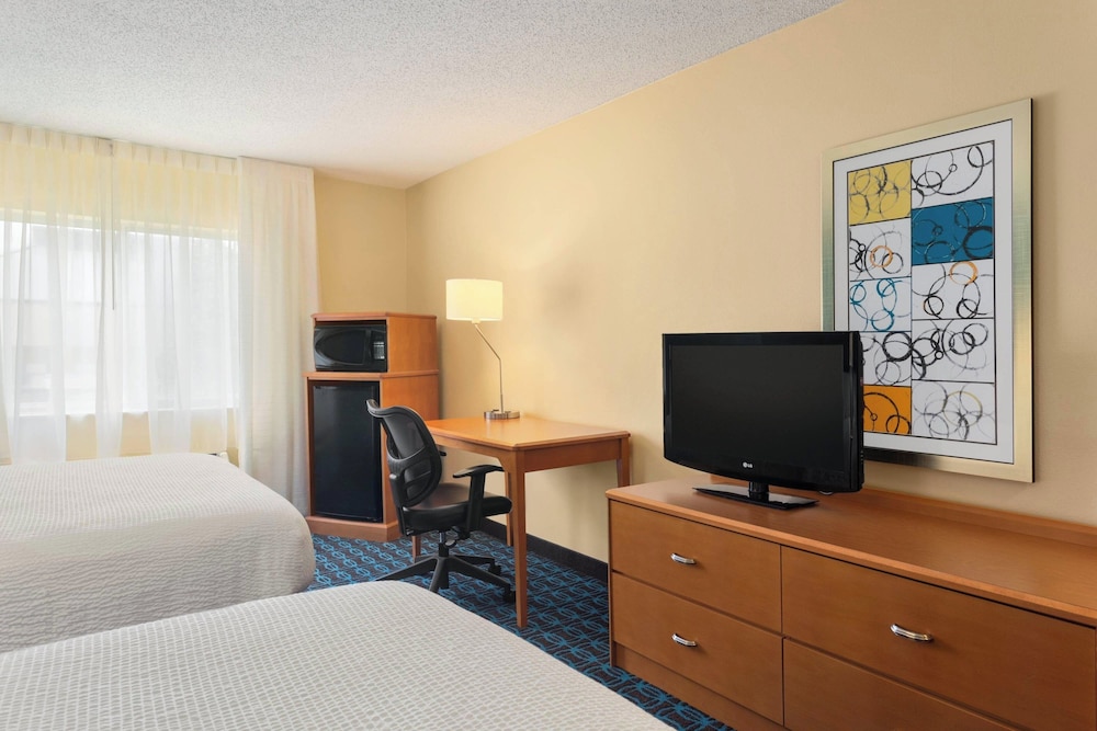 Fairfield Inn & Suites by Marriott Norman - photo 12