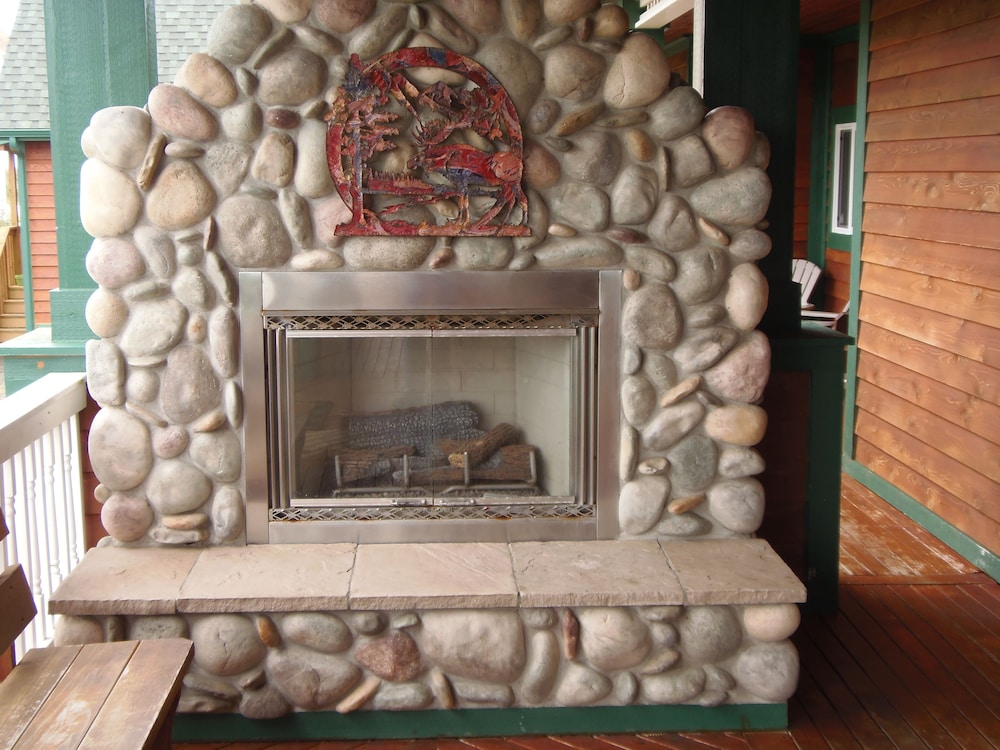 The Collins Inn and Seaside Cottages - photo 79
