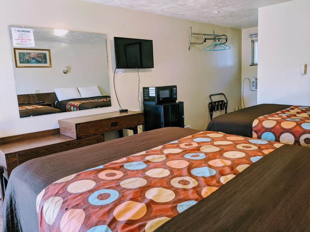 In Town Inn - photo 10