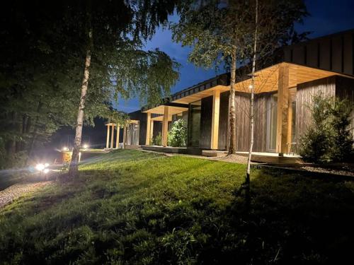 Vila Nura — 4-Star Luxury Hotel in Tesila, Romania