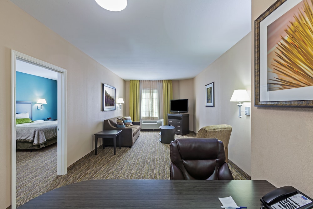Candlewood Suites Amarillo Western Crossing an IHG Hotel - photo 3