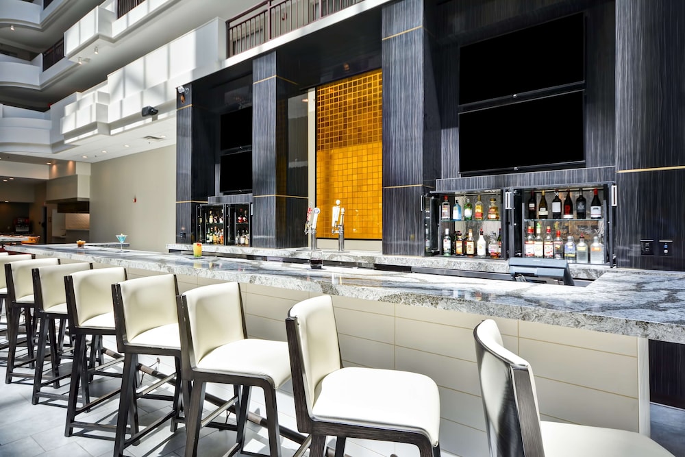 Embassy Suites Hotel Charlotte - photo 45