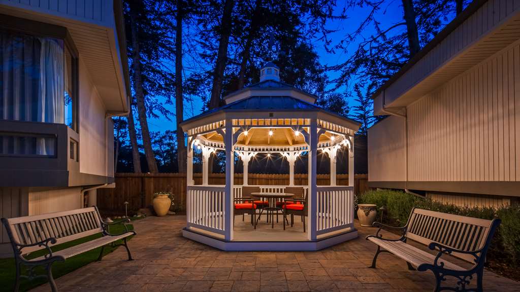 Best Western The Inn & Suites Pacific Grove - photo 4