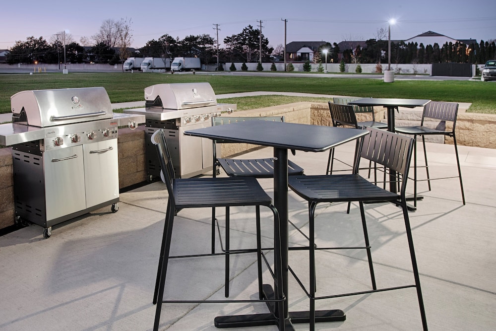 Candlewood Suites Detroit Sterling Heights by IHG - photo 26