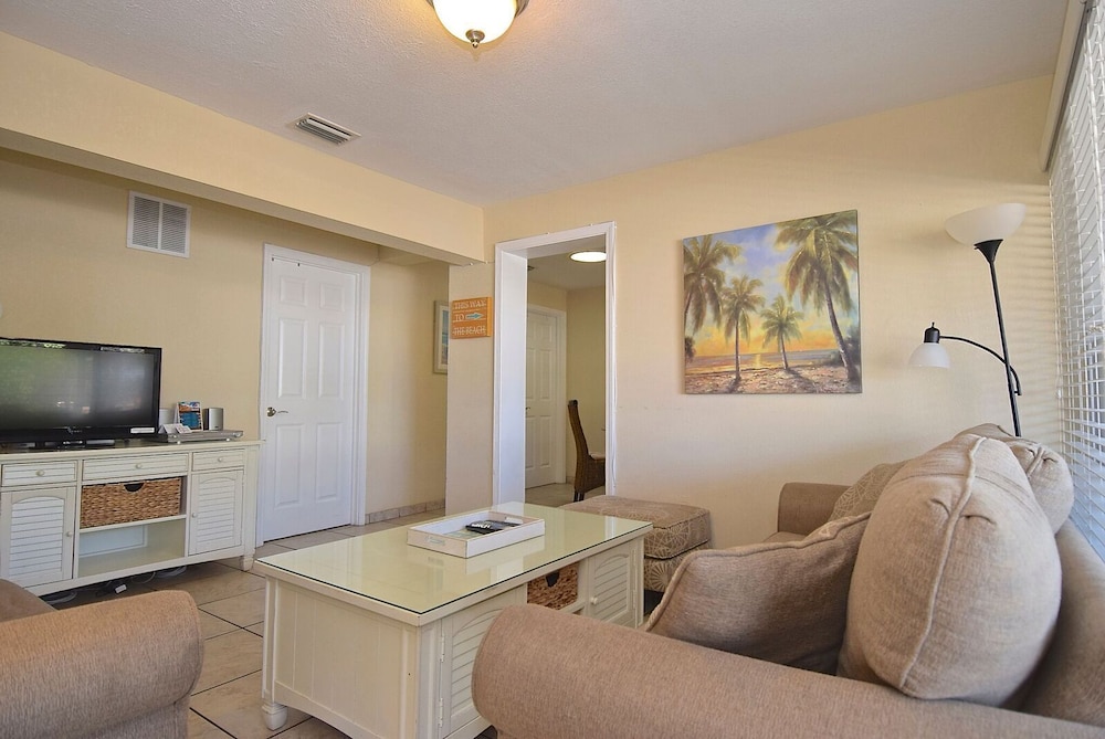 A Beach Retreat - photo 117