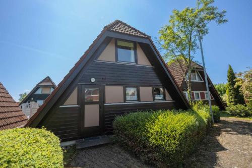Ferienwohnpark Immenstaad Am Bodensee Nurdachhaus Typ 8 Ndt 119 — Immenstaad Am Bodensee