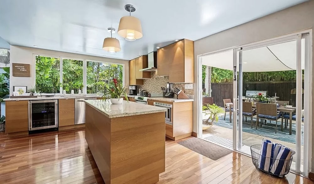 Wilton Manors Stunning Gated Oasis - photo 9