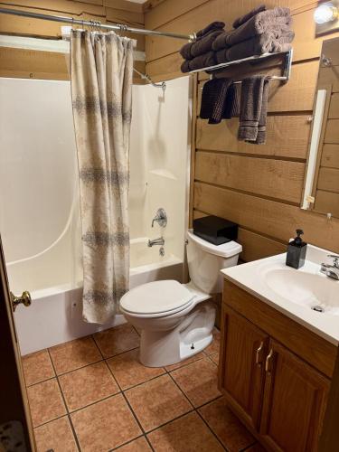 Grand Cabin — 4-Star Luxury Hotel in Nashville, United States