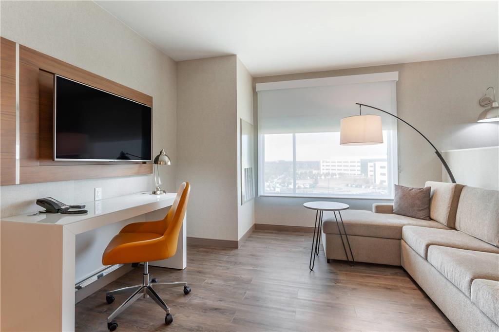 Cambria Hotel Richardson Dallas - photo 22
