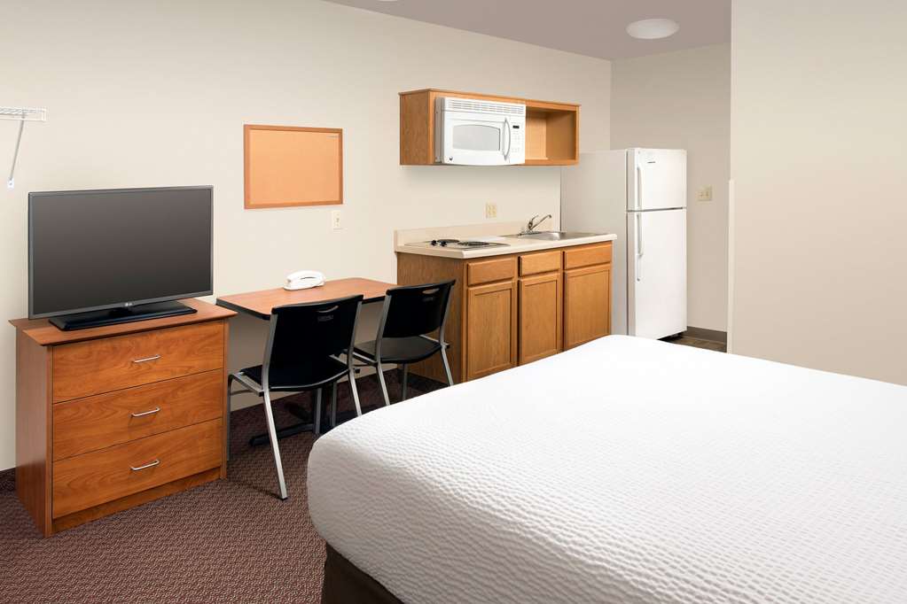 WoodSpring Suites Raleigh Apex - photo 9