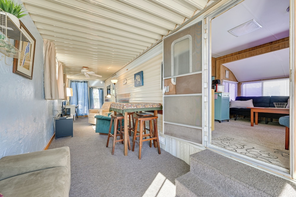 Cozy Yuma Vacation Rental w Resort Amenities - photo 6