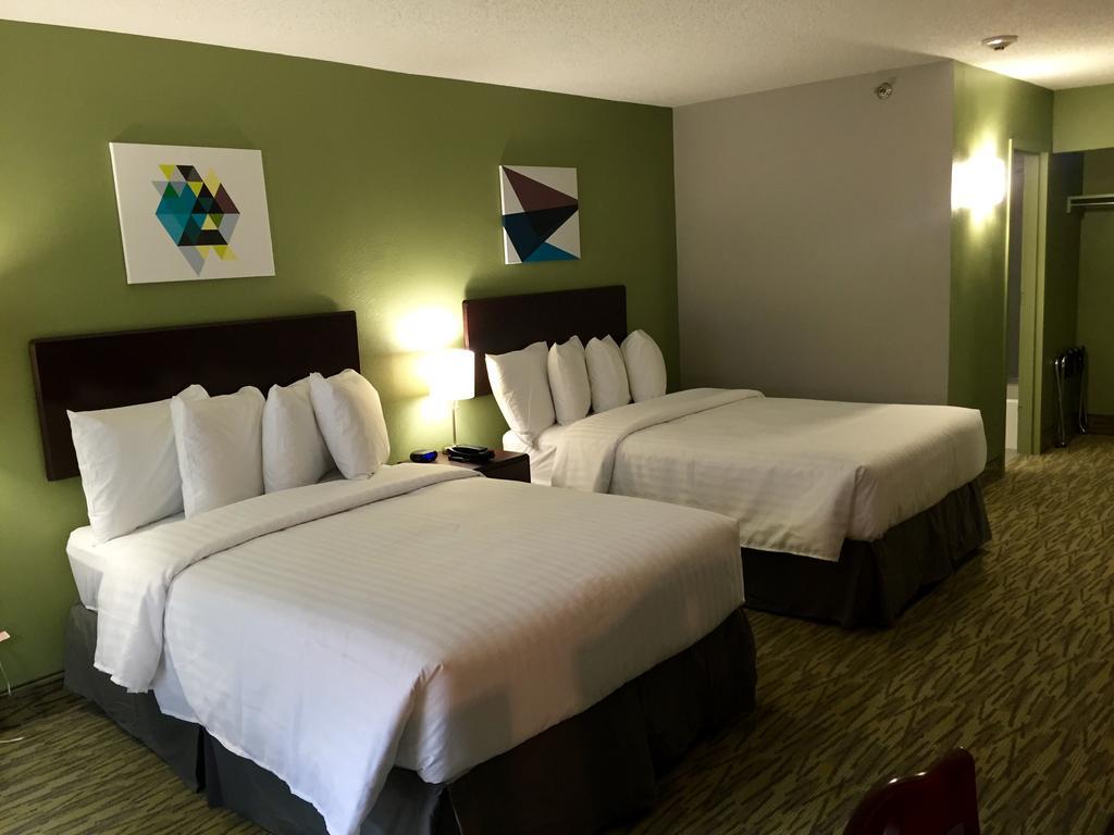 The Highlander Hotel - photo 5