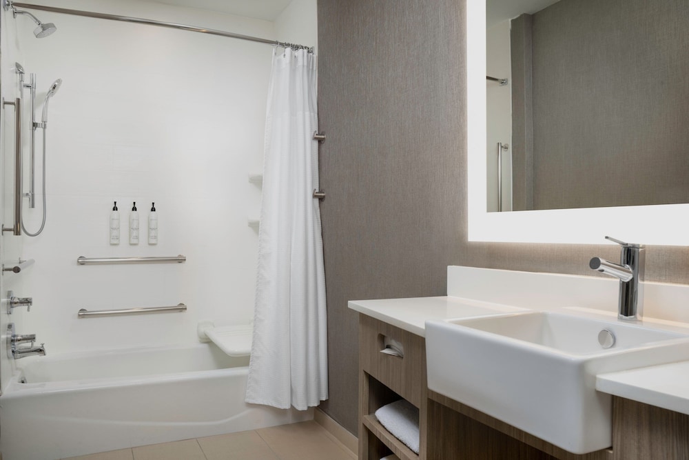 SpringHill Suites by Marriott Birmingham Gardendale - photo 10