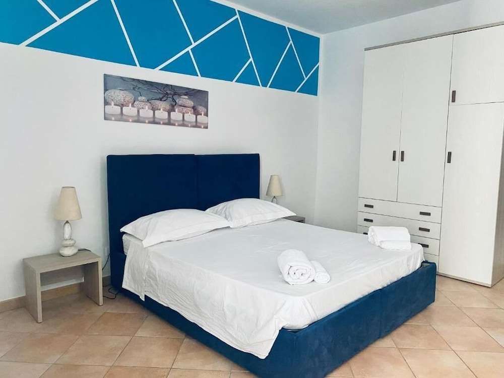 Cartari Apartment — 4-Star Luxury Hotel in Palermo, Italy