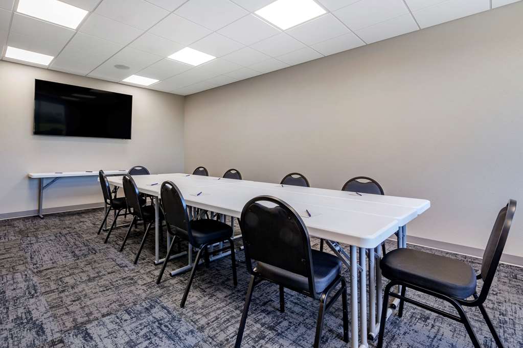 Sleep Inn & Suites Lancaster Platteville - photo 22