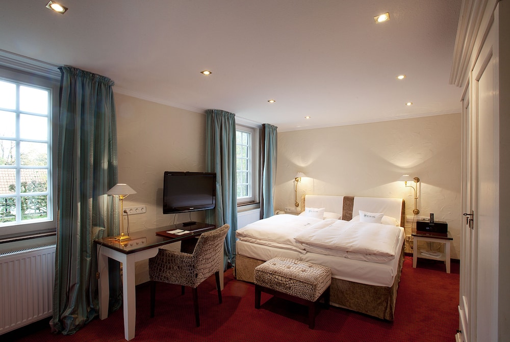Romantik Hotel Hof zur Linde — Munster — photo 3