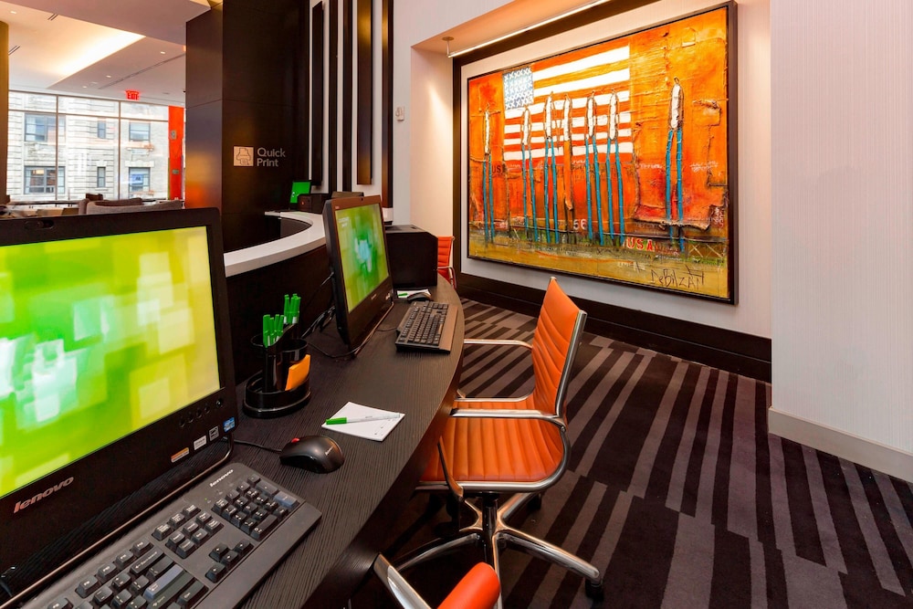 Courtyard by Marriott New York Manhattan Central Park - photo 32