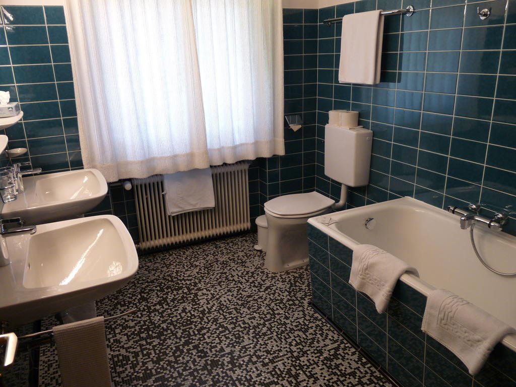 Pension Mallaun — 4-Star Luxury Hotel in Lech, Austria