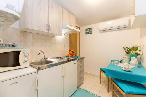 Studio apartman Branka — 4-Star Luxury Hotel in Labin, Croatia