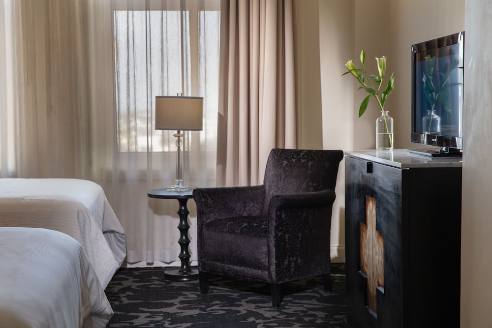 International House Hotel - photo 26
