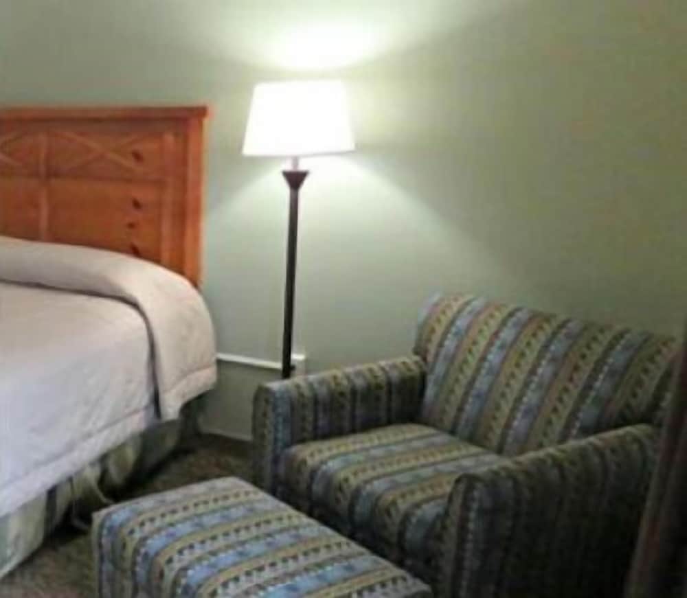 Leelanau Sands Casino & Lodge - photo 6