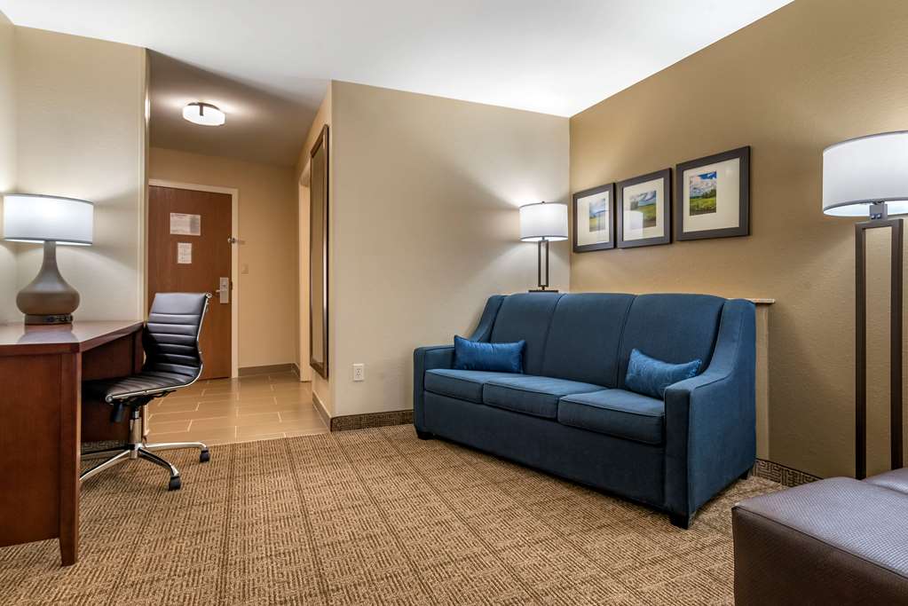 Comfort Suites Niceville Near Elgin Air Force Base - photo 27