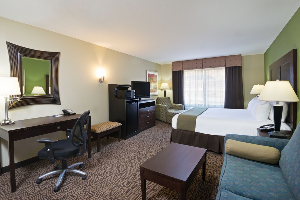 Holiday Inn Express Hotel & Suites Richfield by IHG - photo 20