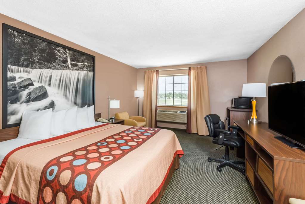 Super 8 by Wyndham Winfield Quail Ridge Area - photo 8