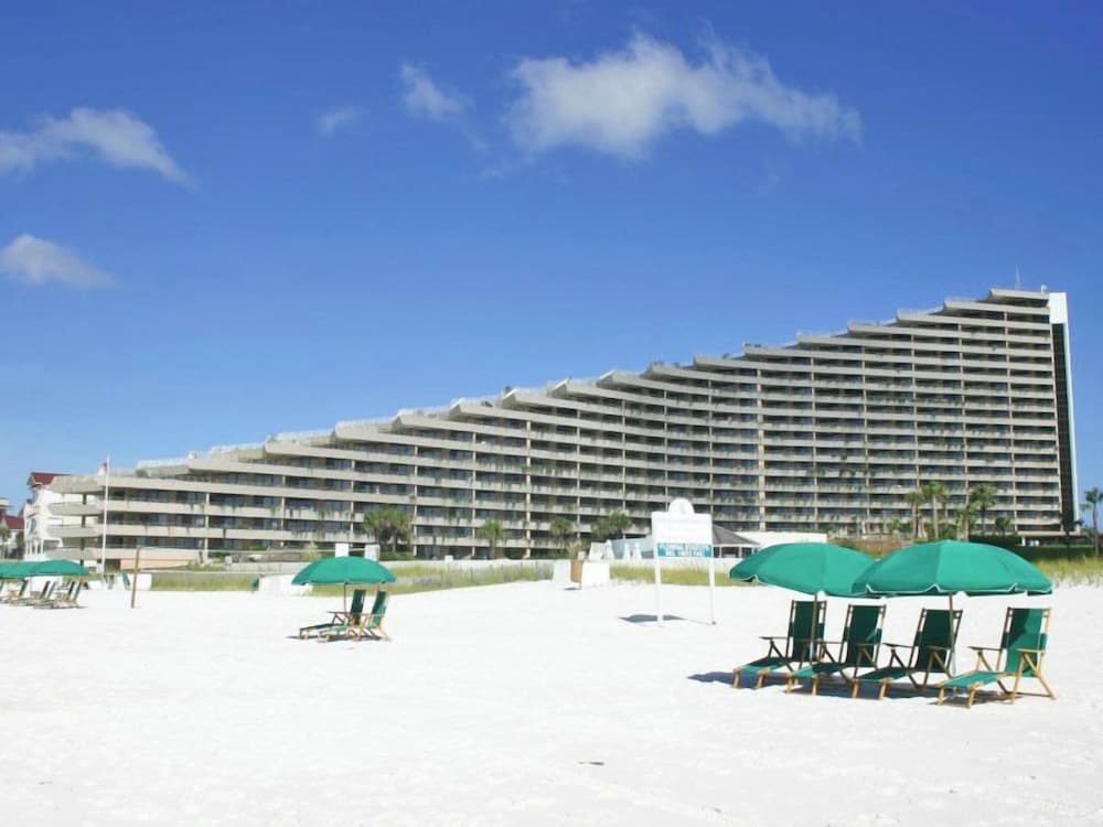 Edgewater by Southern Vacation Rentals — 4-Star Luxury Hotel in Miramar Beach, United States
