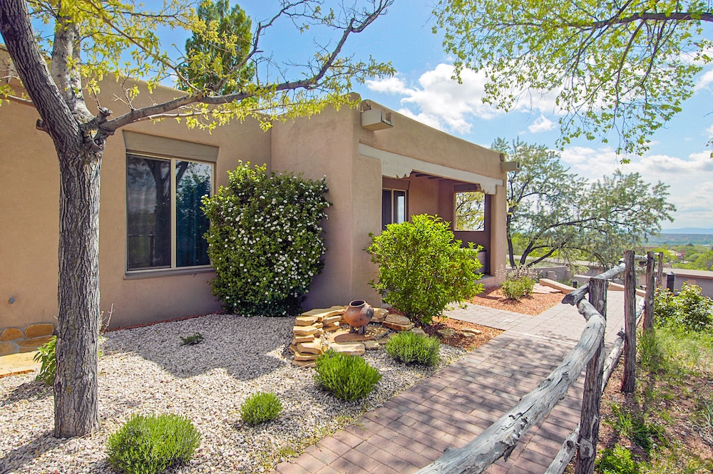 Fort Marcy Suites by All Seasons Resort Lodging in Santa Fe, United States