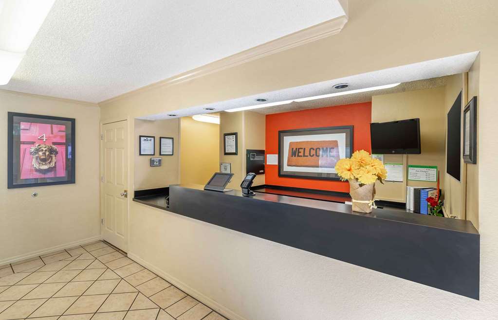 Extended Stay America Select Suites Tampa Brandon - photo 2