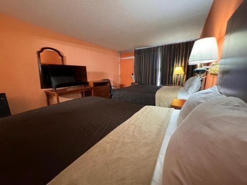 College Inn Spartanburg - photo 6