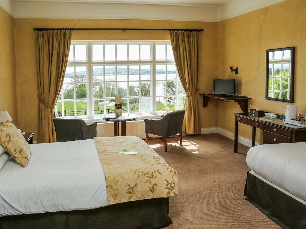 Crover House Hotel & Golf Club