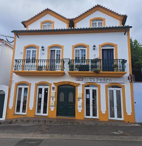 Apartment In Biscoitos Terceira 20435307 — Biscoitos