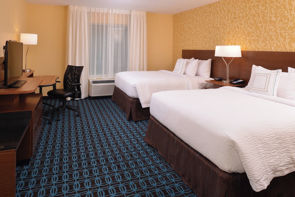 Fairfield Inn & Suites Fremont - photo 11