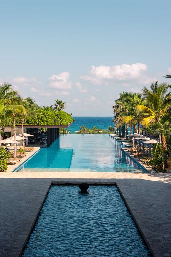 Hotel Xcaret Mexico Infinity Pool