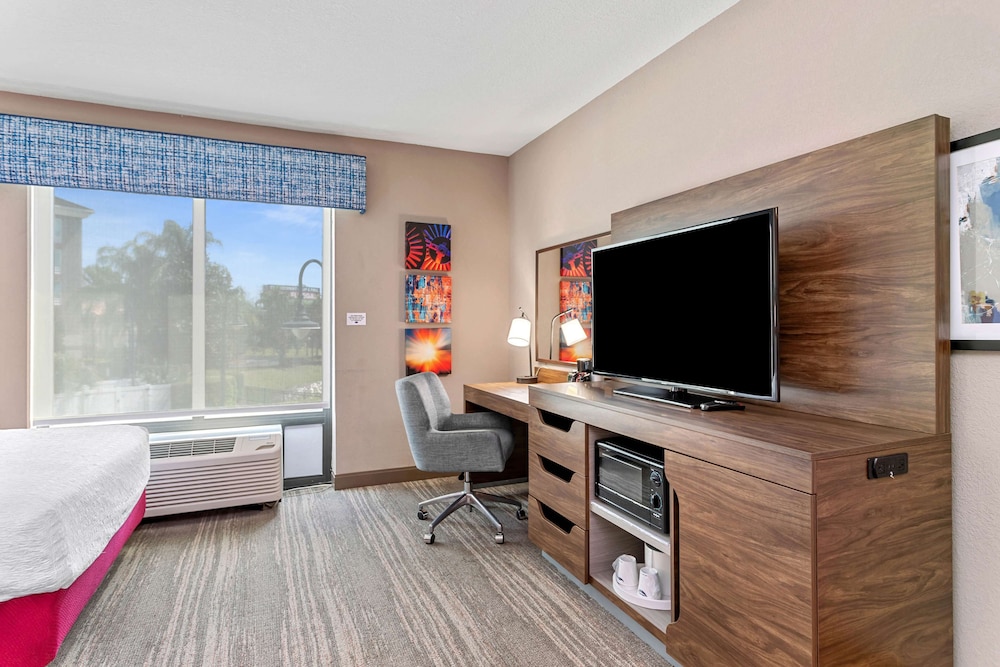 Hampton Inn & Suites Orlando Apopka - photo 24
