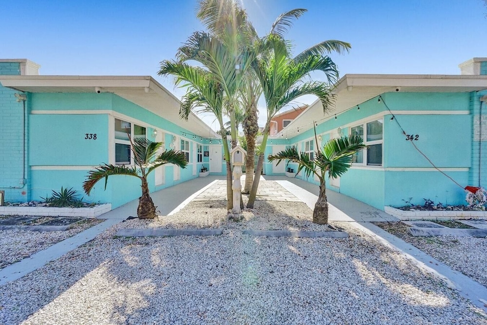 Hollywood Beach Walk a Vacation Home in Miami - photo 21
