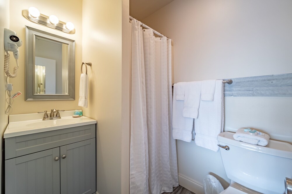 Ocean Glass Inn - photo 53