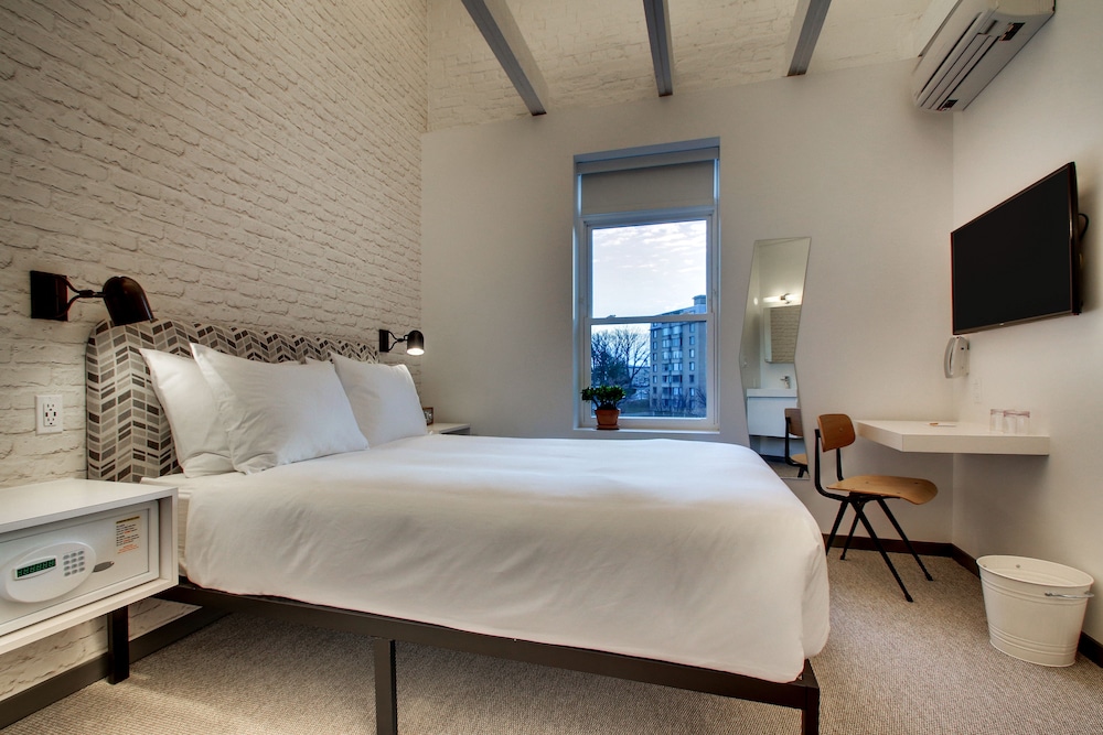 Hotel Hive - photo 27