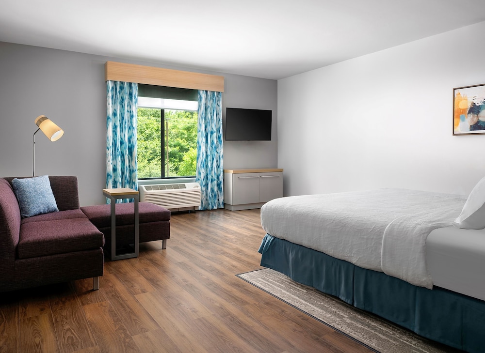 Hilton Garden Inn Grapevine at Silverlake Crossing - photo 13