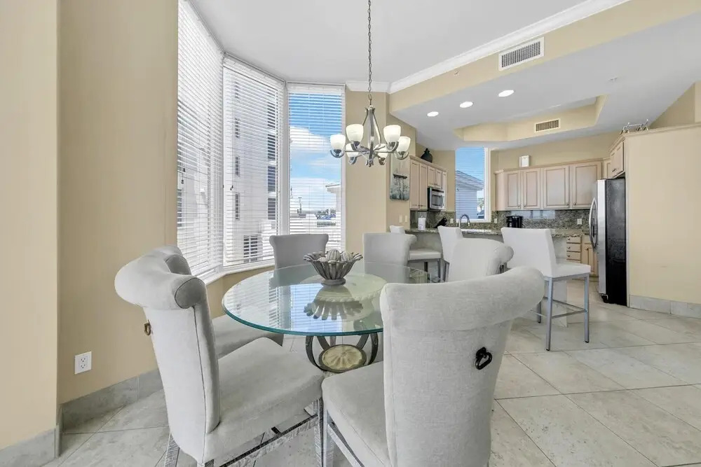 Silver Beach Towers Penthouse106e - photo 24