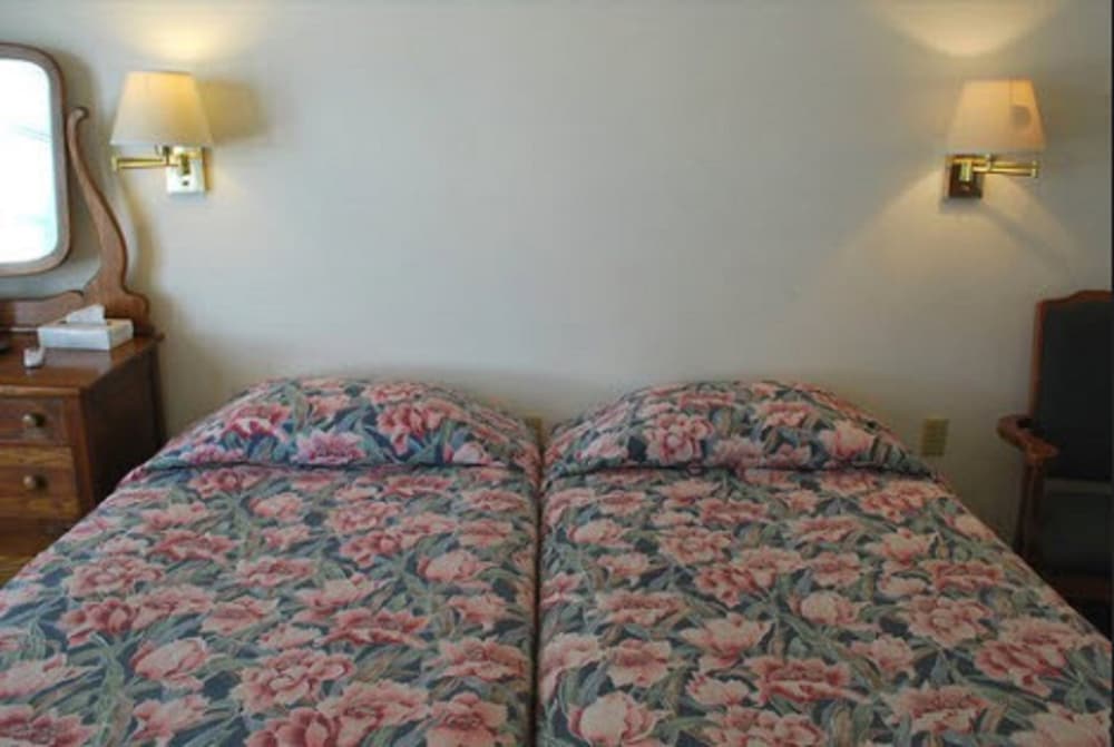 Lankford Hotel and Lodge - photo 11