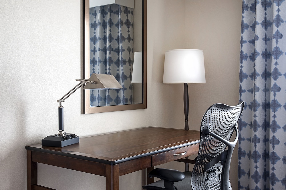 Hilton Garden Inn Cleveland Downtown - photo 5
