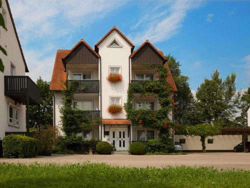 Ferienhaus Kur & Golf — 4-Star Luxury Hotel in Bad Windsheim, Germany
