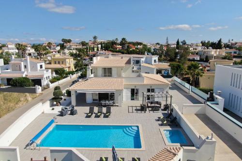 Villa Sun — 4-Star Luxury Hotel in Carvoeiro, Portugal